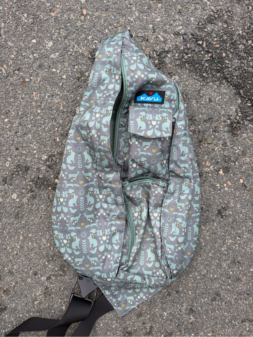 Kavu Rope Sling Crossbody Bag Special Edition Forest Folklore Green Animals